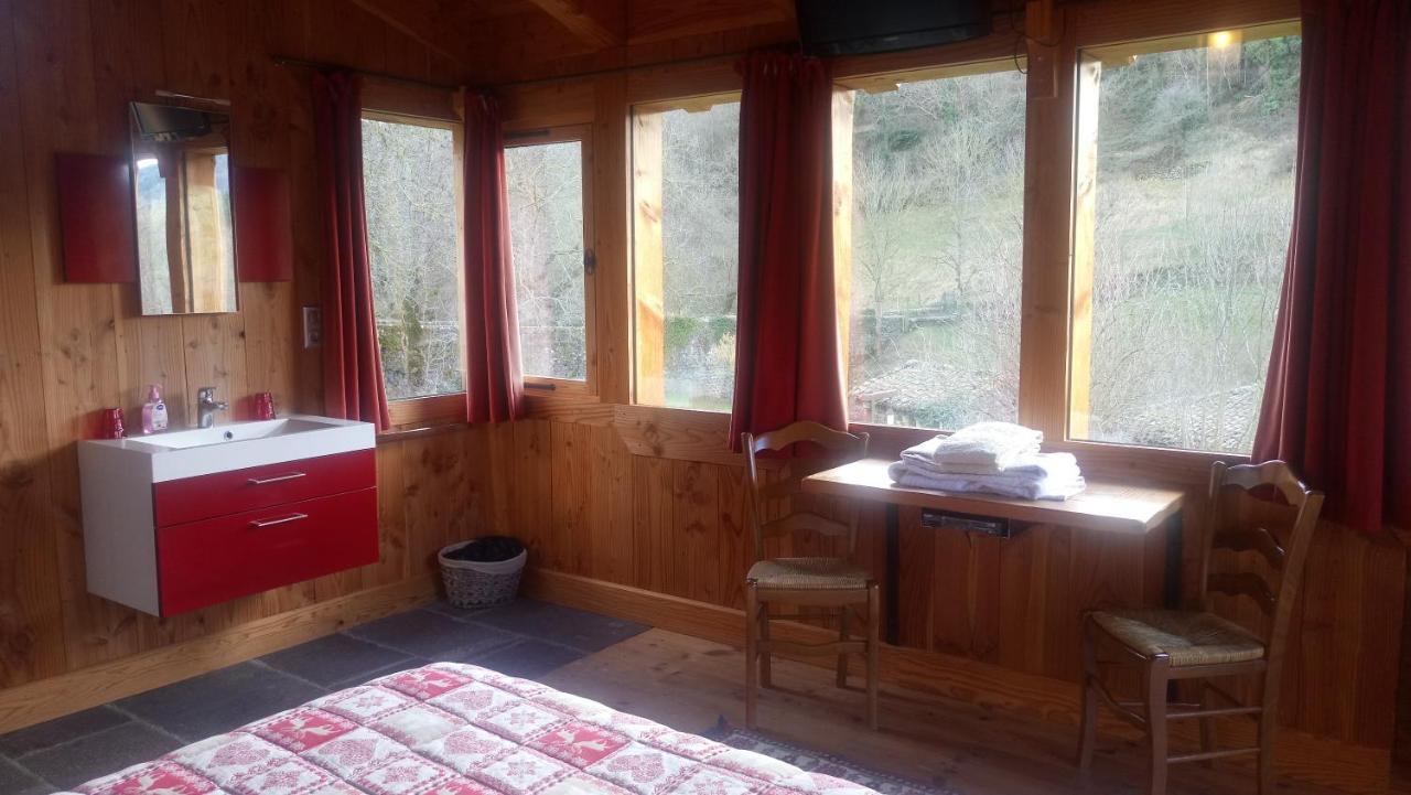 Le Moulin Bed & Breakfast Saint-Arcons-d'Allier Luaran gambar